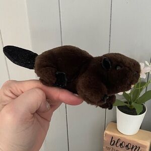 Folkmanis Finger Puppet Beaver plush